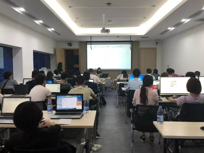 億尚家居“新技術(shù)、新標(biāo)準(zhǔn)、新模式”培訓(xùn)會圓滿落幕，計算機(jī)技術(shù)賦能家居行業(yè)升級